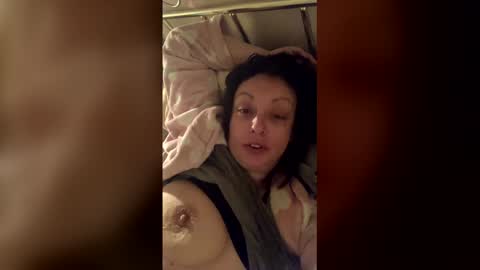 please subscribe to my fansly  please no video or photos must be recorded or re sold online show from 7, 4, 2026