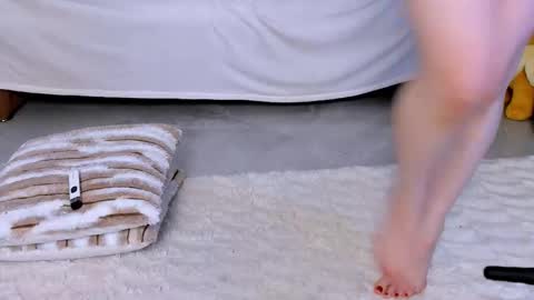 Snapshot of mini_rony chatting on 17, 12, 2025 mini_rony online show from 17, 12, 2025