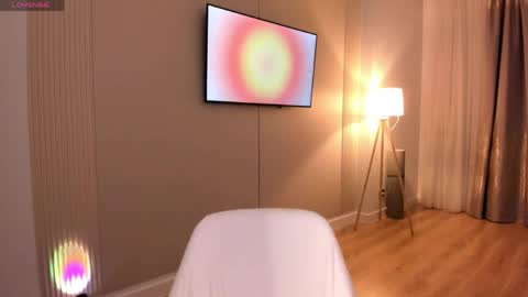 minnie_jin online show from 15, 4, 2026