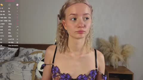 Snapshot of minnietammy chatting on 18, 10, 2025 Mary is here 3 My favorite patterns 77143222321Try my private online show from 18, 10, 2025