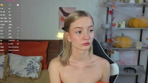 Mary  is here 3 My favorite patterns 77143222321Try my private online show from 25, 11, 2025