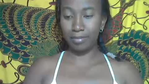 minouch211907 online show from 14, 10, 2025