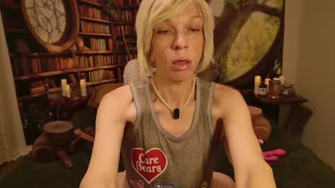 Tessa Rae online show from 24, 6, 2026