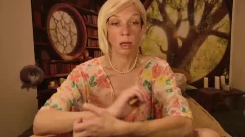 Tessa Rae online show from 8, 7, 2026