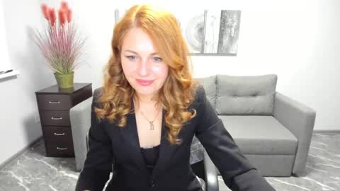 Snapshot of mira_whites chatting on 19, 2, 2025 Mira online show from 19, 2, 2025