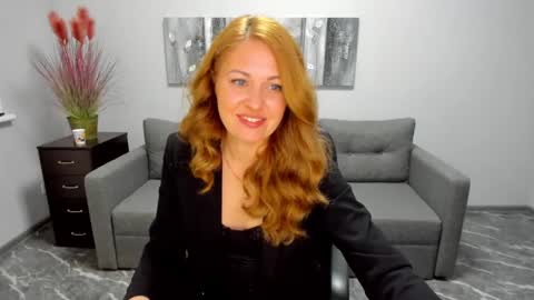 Snapshot of mira_whites chatting on 27, 2, 2025 Mira online show from 27, 2, 2025