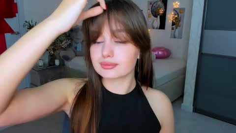 Emma online show from 4, 3, 2025