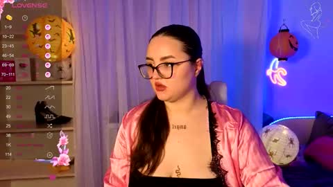 miraluccian online show from 19, 10, 2025