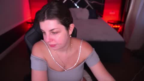 Snapshot of mirandawarm chatting on 23, 10, 2025 Miranda online show from 23, 10, 2025