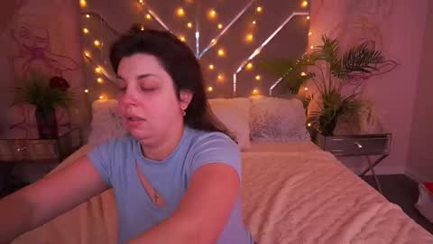 Snapshot of mirandawarm chatting on 4, 2, 2026 Miranda online show from 4, 2, 2026