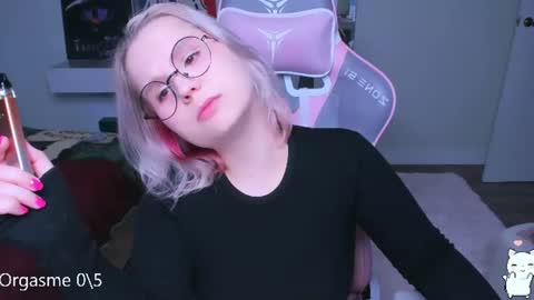 Kira online show from 9, 6, 2026