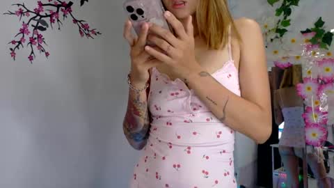 Snapshot of mis_iyasha chatting on 24, 6, 2026 IYASHA online show from 24, 6, 2026