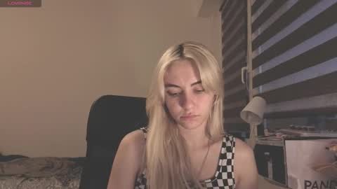 misa_0 online show from 4, 11, 2025