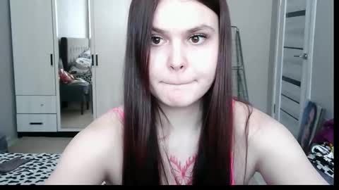 Snapshot of mishel_model chatting on 4, 2, 2026 Mishel online show from 4, 2, 2026