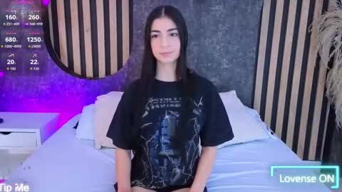 Antonella online show from 7, 11, 2025