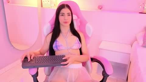 Antonella online show from 9, 11, 2025