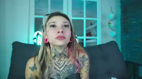miss___angel online show from 12, 6, 2026