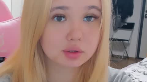 miss__selena online show from 5, 2, 2025