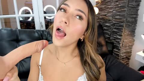 Zoe online show from 4, 12, 2024