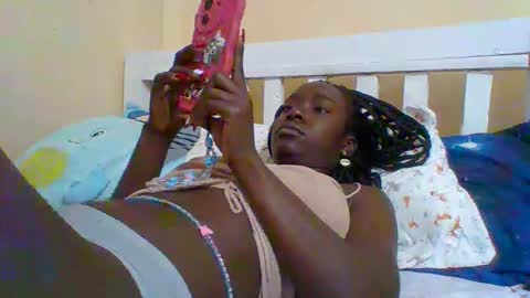 Snapshot of miss_atitude chatting on 16, 9, 2025 miss_atitude online show from 16, 9, 2025