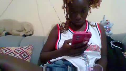 Snapshot of miss_atitude chatting on 10, 10, 2025 miss_atitude online show from 10, 10, 2025