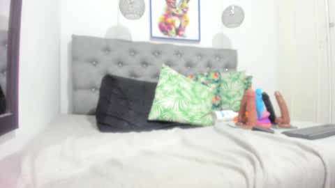 miss_big_ass21 online show from 10, 3, 2025