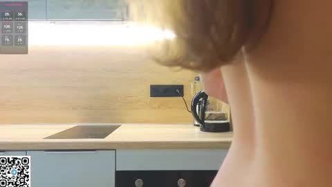 Snapshot of miss_bubbles chatting on 14, 10, 2025 Sandy online show from 14, 10, 2025