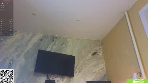 Snapshot of miss_bubbles chatting on 4, 2, 2026 Sandy online show from 4, 2, 2026