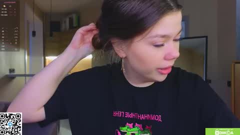 Snapshot of miss_bubbles chatting on 17, 3, 2026 Sandy online show from 17, 3, 2026