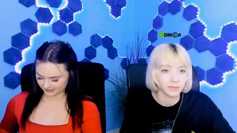 miss_courtney online show from 7, 4, 2026