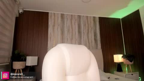 CANDELA CASTRO  online show from 15, 1, 2026