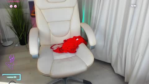 Elia online show from 9, 2, 2025