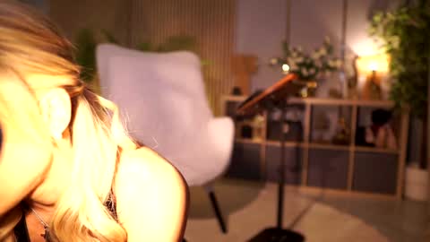 Snapshot of miss_ema_divine chatting on 14, 2, 2026 Miss Ema Devine online show from 14, 2, 2026