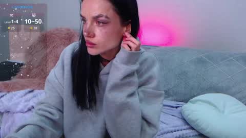 Keira online show from 18, 5, 2026