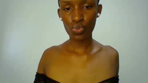 kiki online show from 11, 10, 2025