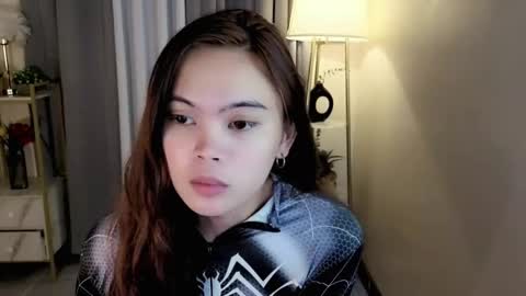 miss_kyrstyn online show from 10, 5, 2026