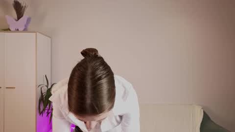 Snapshot of miss_lanab chatting on 8, 11, 2025 miss_lanab online show from 8, 11, 2025