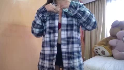 lilieth  online show from 17, 1, 2025