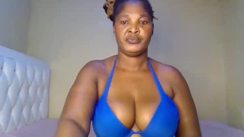 Snapshot of miss_milly1 chatting on 25, 5, 2026 MILLY online show from 25, 5, 2026