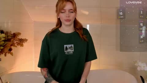 Snapshot of miss_redfox chatting on 19, 9, 2025 Margo online show from 19, 9, 2025