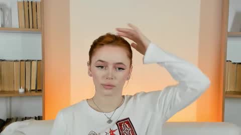 Snapshot of miss_redfox chatting on 9, 11, 2025 Margo online show from 9, 11, 2025