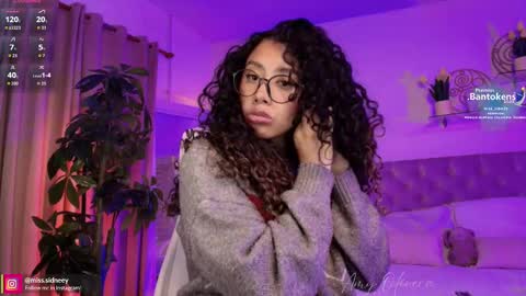 Amy Olivera online show from 30, 9, 2025