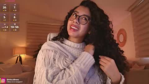 Amy Olivera online show from 22, 5, 2026