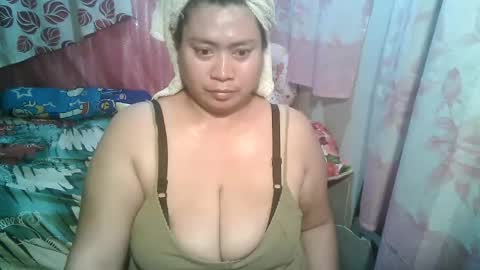 Snapshot of miss_v0lcan0 chatting on 3, 3, 2025 miss v0lcan0 online show from 3, 3, 2025