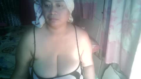 Snapshot of miss_v0lcan0 chatting on 31, 10, 2025 miss v0lcan0 online show from 31, 10, 2025