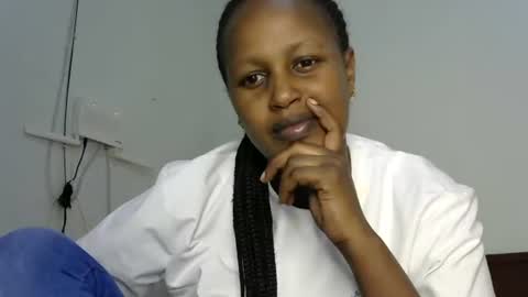 Snapshot of miss_vall chatting on 31, 12, 2024 miss_vall online show from 31, 12, 2024