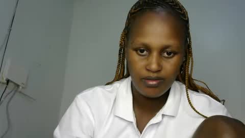 Snapshot of miss_vall chatting on 31, 1, 2025 miss_vall online show from 31, 1, 2025