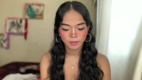 miss_veron_xoxo online show from 18, 12, 2025