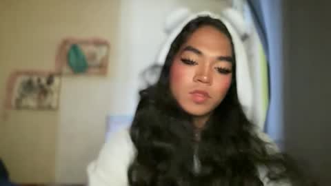 miss_veron_xoxo online show from 5, 3, 2026