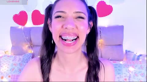 Snapshot of miss_veronica2 chatting on 12, 2, 2025 Miss Veronica online show from 12, 2, 2025